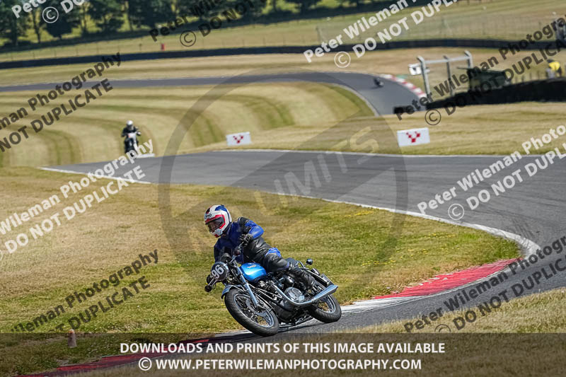 cadwell park;cadwell park photographs;cadwell trackday photographs;enduro digital images;event digital images;eventdigitalimages;peter wileman photography;racing digital images;trackday digital images;trackday photos